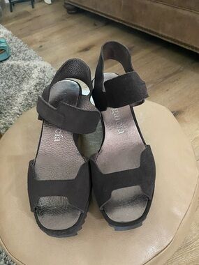 Pedro Garcia Espresso Brown Suede Leather Platform Wedge Sandals size 6.5